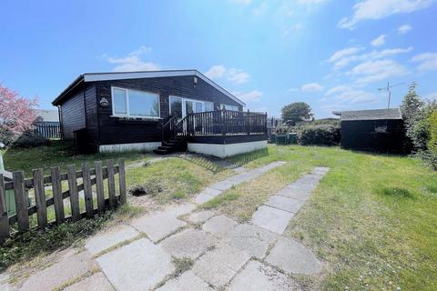 Humberston Fitties, Humberston... 4 bed chalet for sale
