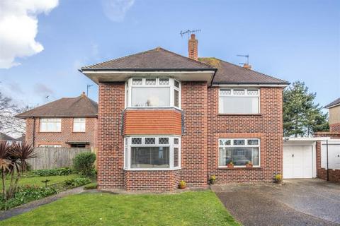 Terringes Avenue, Worthing, BN13 1JR 4 bed house for sale