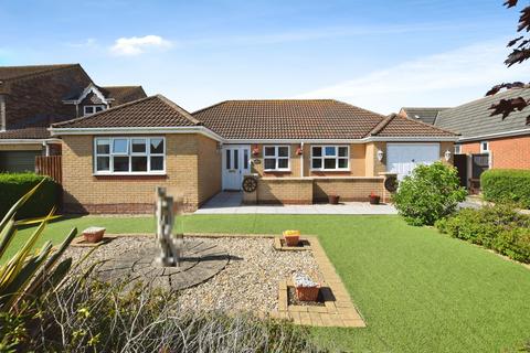 Hides Close, Ingoldmells PE25 3 bed detached bungalow for sale