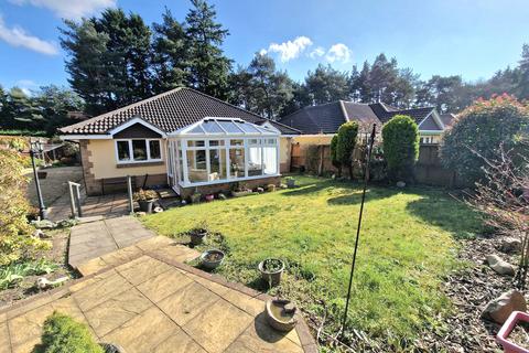 Birchwood Place, St. Leonards BH24 3 bed detached bungalow for sale