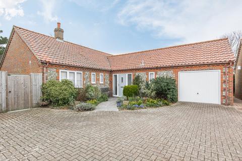 Blakeney 3 bed detached bungalow for sale