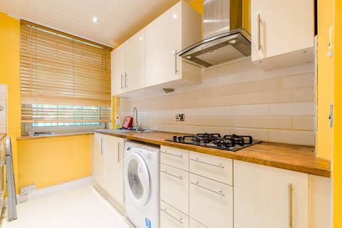 Tower Bridge Road, London Bridge... 1 bed flat for sale