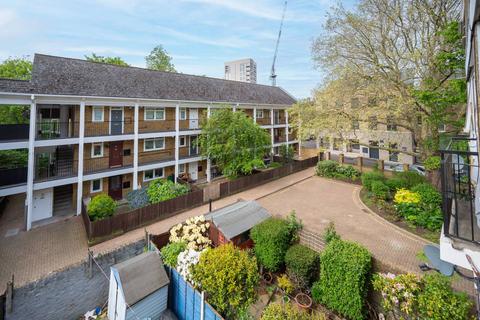 Harrow Road, Maida Hill, London, W9 3 bed flat for sale