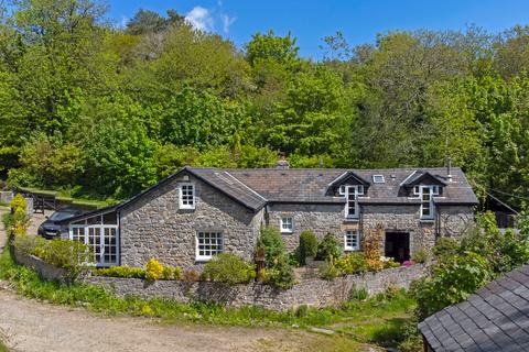 3 bedroom barn conversion for sale