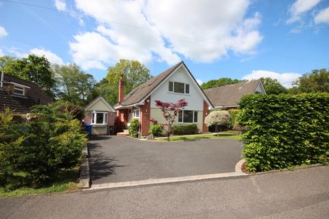Gladelands Way, Broadstone, Dorset, BH18 5 bed detached house for sale