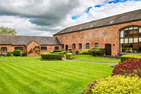 3 bedroom barn conversion for sale