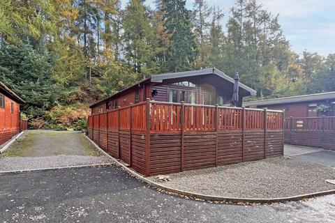 2 bedroom lodge for sale