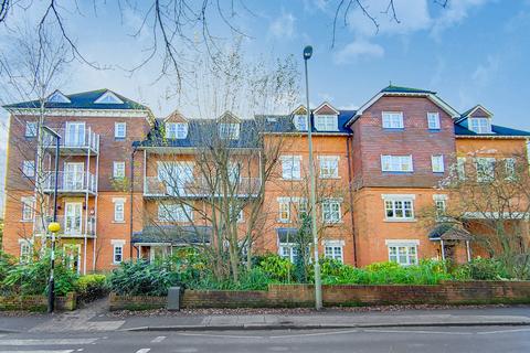 Abingdon Court, 9 Heathside Road 2 bed apartment for sale