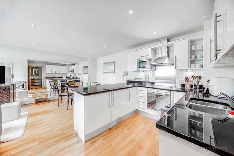 Romney House, 47 Marsham Street... 3 bed flat for sale