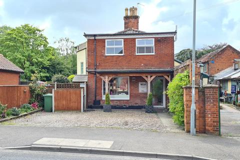 Grammar School Road, North Walsham 3 bed semi