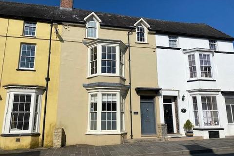 Laugharne 3 bed terraced house for sale