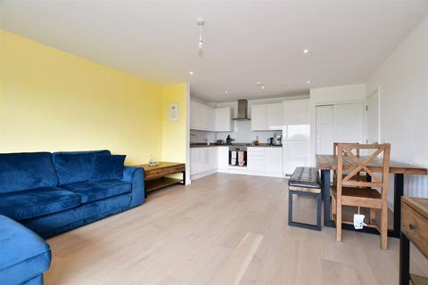 Leacon Road, Ashford, Kent 2 bed apartment for sale