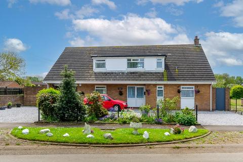 5 bedroom detached bungalow for sale