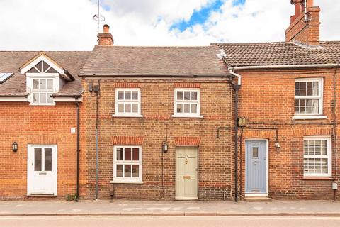 Akeman Street, Tring 3 bed terraced house for sale