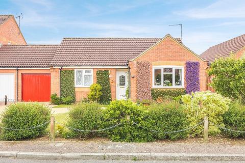 2 bedroom semi-detached bungalow for sale