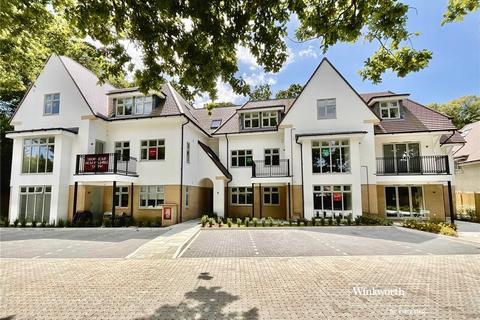 Lymington Road, Christchurch, Dorset... 2 bed apartment for sale