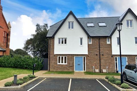 Courtstairs Manor, Ramsgate 4 bed semi