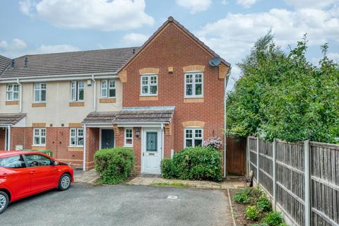 Valencia Road, Bromsgrove, B60 3 bed end of terrace house for sale