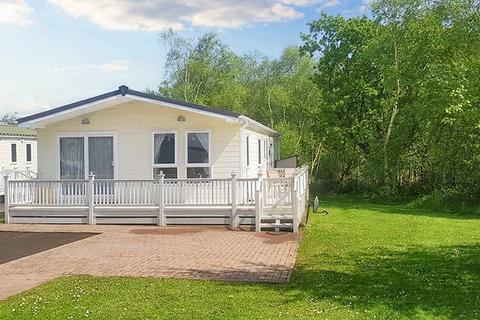 2 bedroom holiday lodge for sale