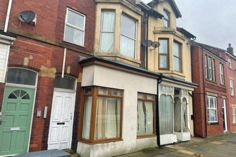 North Albert Street, Fleetwood 7 bed terraced house for sale