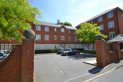 Halcyon Close, Witham, CM8 2 bed apartment for sale