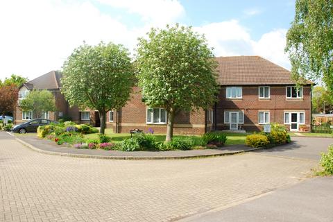 HOME MEAD, DENMEAD 1 bed retirement property for sale