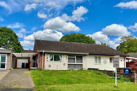 Suffolk Way, Newmarket 3 bed semi