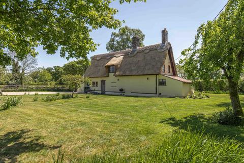 Great Fransham 4 bed cottage for sale