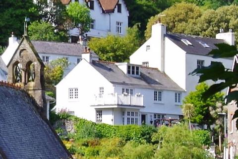 Summerhouse Path, Lynmouth 4 bed semi