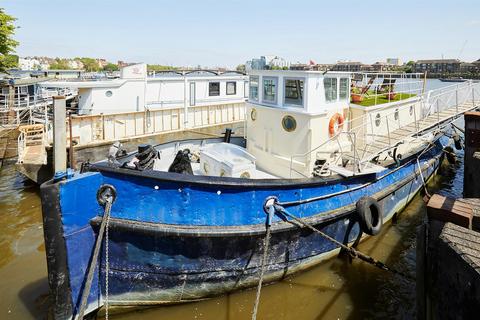 Kensington Wharf, Chelsea, SW10 3 bed houseboat for sale