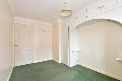 Eastwood Road, Bramley, Guildford... 2 bed flat for sale