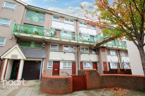 Constance Street Royal Docks, London 3 bed maisonette for sale