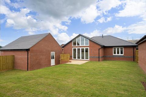 St Marys Garden Village, Ross