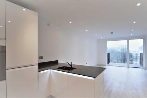 Abbotsford Court, Lakeside Drive... 2 bed flat for sale