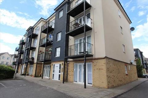 181,Blackthorne Road, ilford, IG1 2 bed flat for sale