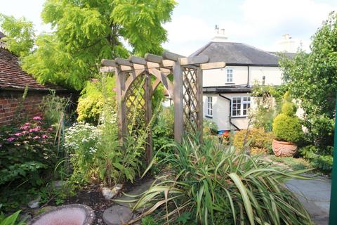Stanpit, Christchurch 2 bed house for sale