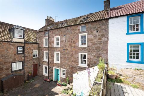 3a, Toft Terrace, Cellardyke 3 bed maisonette for sale