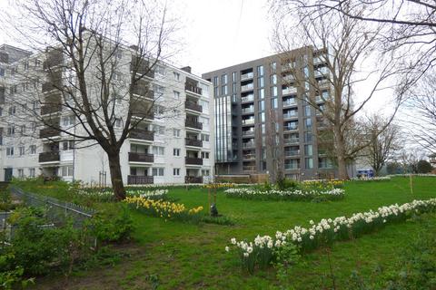 Llewellyn Street, London 1 bed house for sale