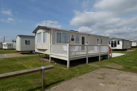 Coopers Beach, East Mersea 3 bed mobile home for sale