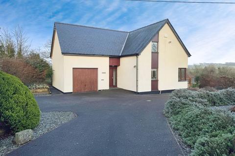 Llanddeusant, Isle of Anglesey 4 bed detached house for sale