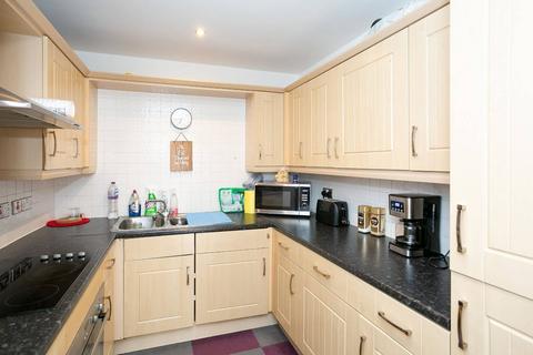 The Gateway, Watford, WD18 1 bed flat for sale