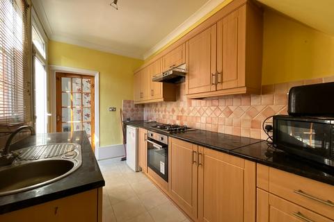 East Stainton Street, South Shields... 2 bed ground floor flat for sale