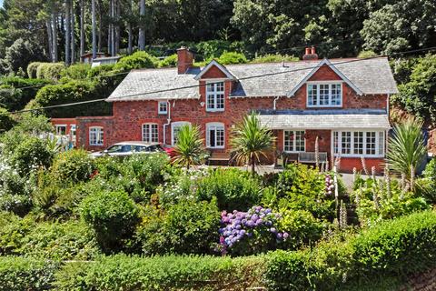 Burgundy Road, Minehead, Somerset, TA24 3 bed detached house for sale