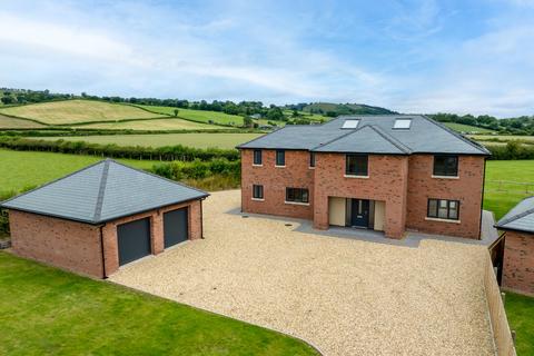 Cae Garreg, Trefeglwys, Caersws... 5 bed detached house for sale