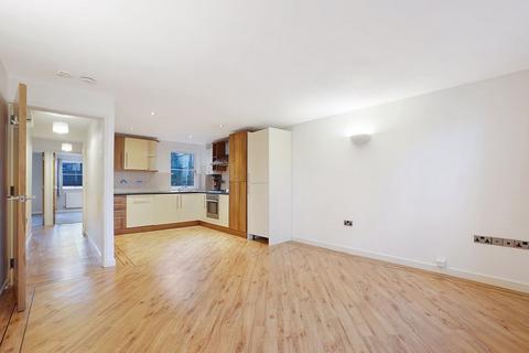Dunnings Lane, Rochester 2 bed apartment for sale