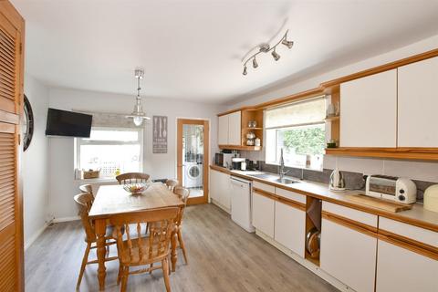 Five Ashes, Mayfield, East Sussex 4 bed chalet for sale