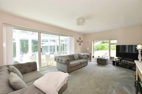 Five Ashes, Mayfield, East Sussex 4 bed chalet for sale