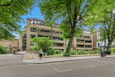 Belsize Avenue, Belsize Village NW3 1 bed apartment for sale