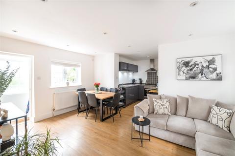 Somerset Road, Redhill, Surrey, RH1 1 bed maisonette for sale