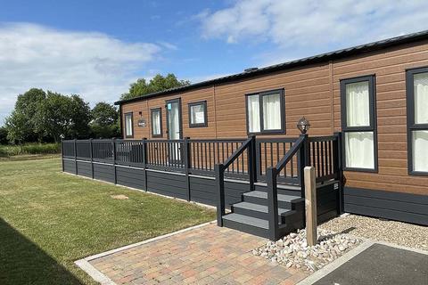 2 bedroom holiday lodge for sale